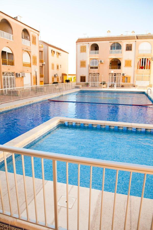 Valencia 15 Apartment Torrevieja Bagian luar foto